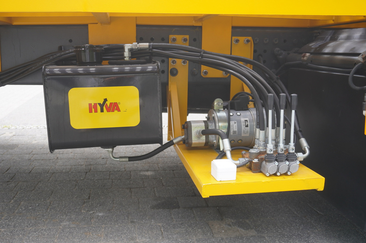 Tow truck MERCEDES-BENZ Actros 2542 / NEW tow truck / steered 3rd axle: picture 15