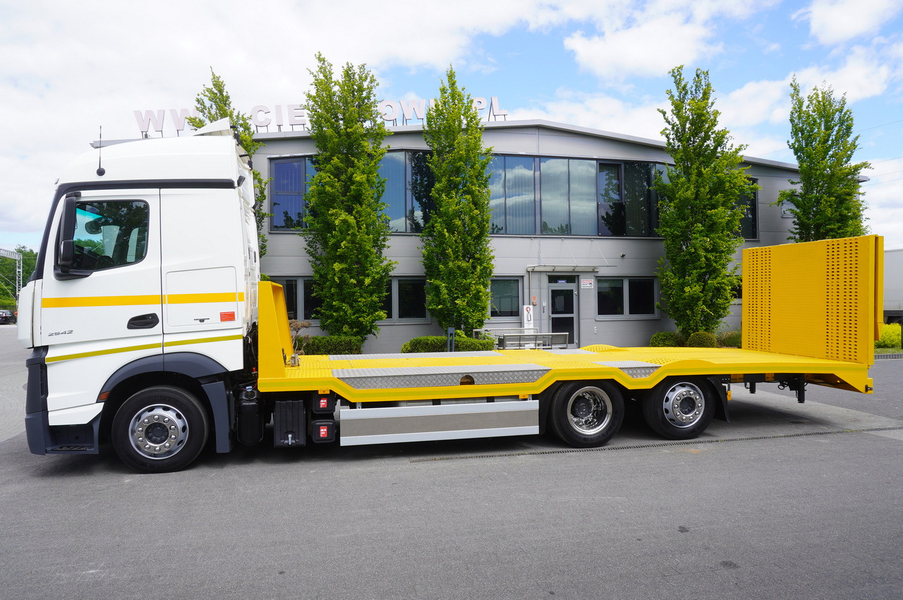 MERCEDES-BENZ Actros 2542 / NEW tow truck / steered 3rd axle - Tow truck: picture 3 MERCEDES-BENZ Actros 2542 / NEW tow truck / steered 3rd axle - Tow truck: picture 3