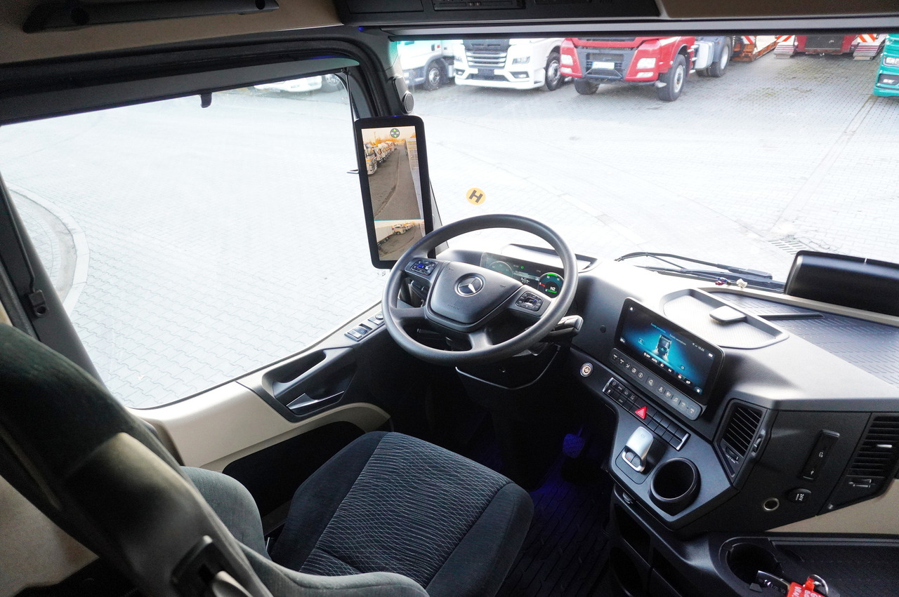 Autotransporter truck MERCEDES-BENZ Actros 2546 MP5 6x2 / NEW Tow truck 9.5 m / Lounge cabin: picture 24 Autotransporter truck MERCEDES-BENZ Actros 2546 MP5 6x2 / NEW Tow truck 9.5 m / Lounge cabin: picture 24