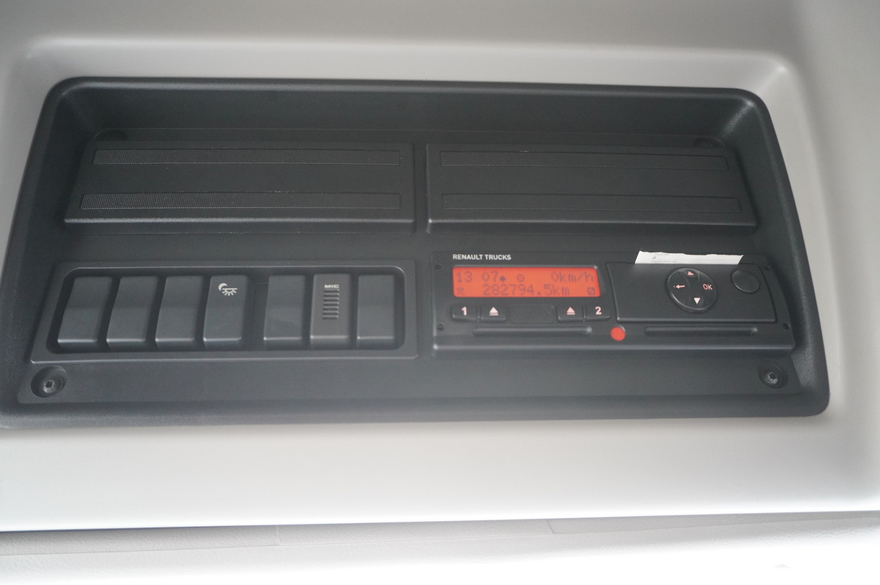 RENAULT D19 Wide Glob / 7.8 m NEW tow truck / 280 tho. km leasing RENAULT D19 Wide Glob / 7.8 m NEW tow truck / 280 tho. km: picture 28 RENAULT D19 Wide Glob / 7.8 m NEW tow truck / 280 tho. km leasing RENAULT D19 Wide Glob / 7.8 m NEW tow truck / 280 tho. km: picture 28