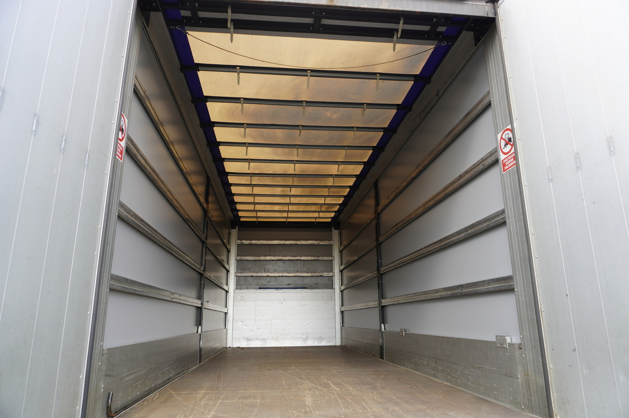 RENAULT Midlum 12.245 / dropside / sleeper / 18 pallets - Curtainsider truck: picture 5 RENAULT Midlum 12.245 / dropside / sleeper / 18 pallets - Curtainsider truck: picture 5