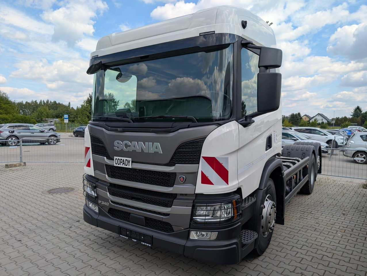 SCANIA P 340 B6x2*4NA / chassis frame / steering axle / CNG / large cab / 8 units - Garbage truck: picture 2 SCANIA P 340 B6x2*4NA / chassis frame / steering axle / CNG / large cab / 8 units - Garbage truck: picture 2