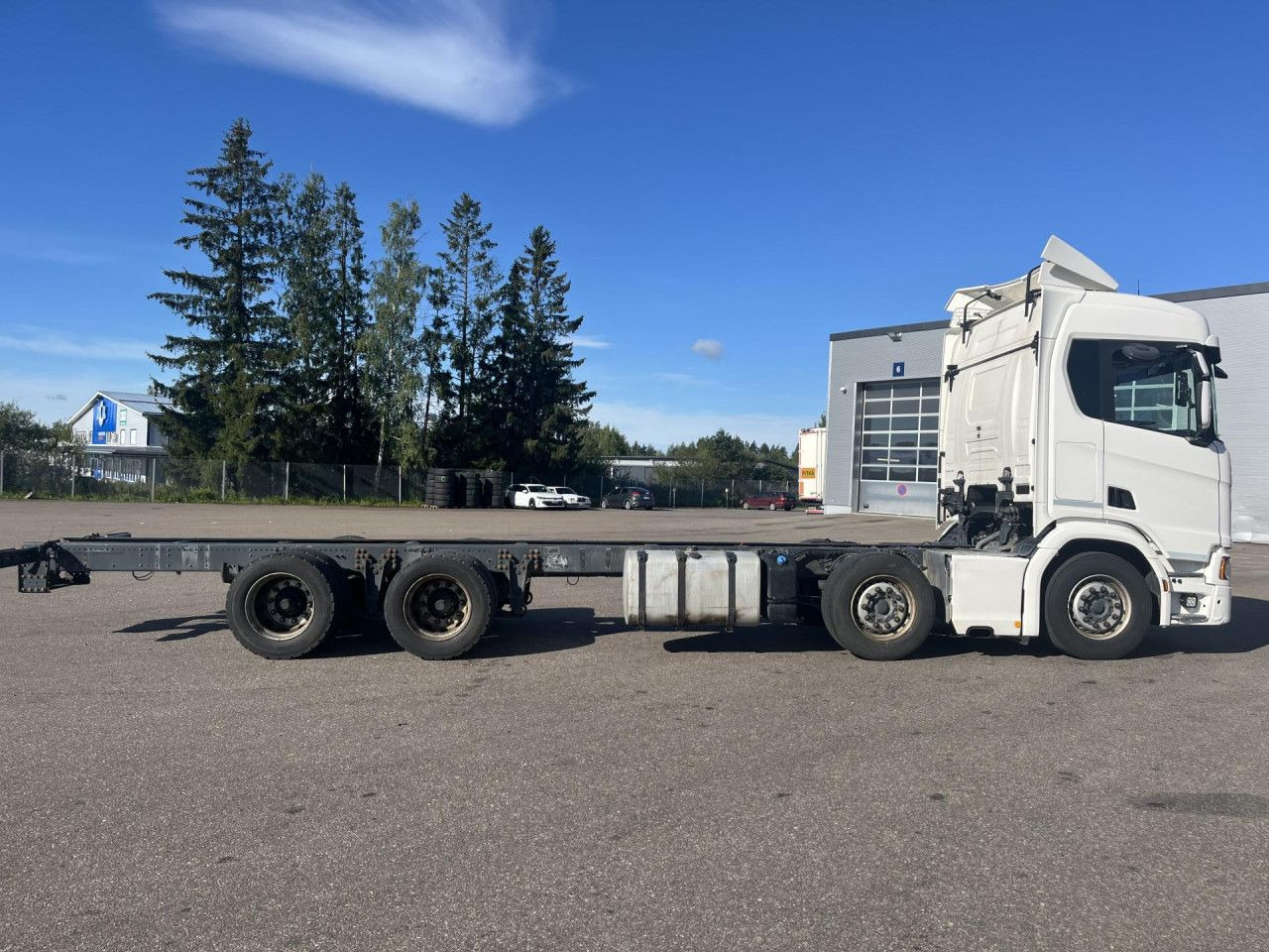 SCANIA R 540 B8x4NB / Truck chassis / Sleeper cab - Cab chassis truck: picture 5 SCANIA R 540 B8x4NB / Truck chassis / Sleeper cab - Cab chassis truck: picture 5