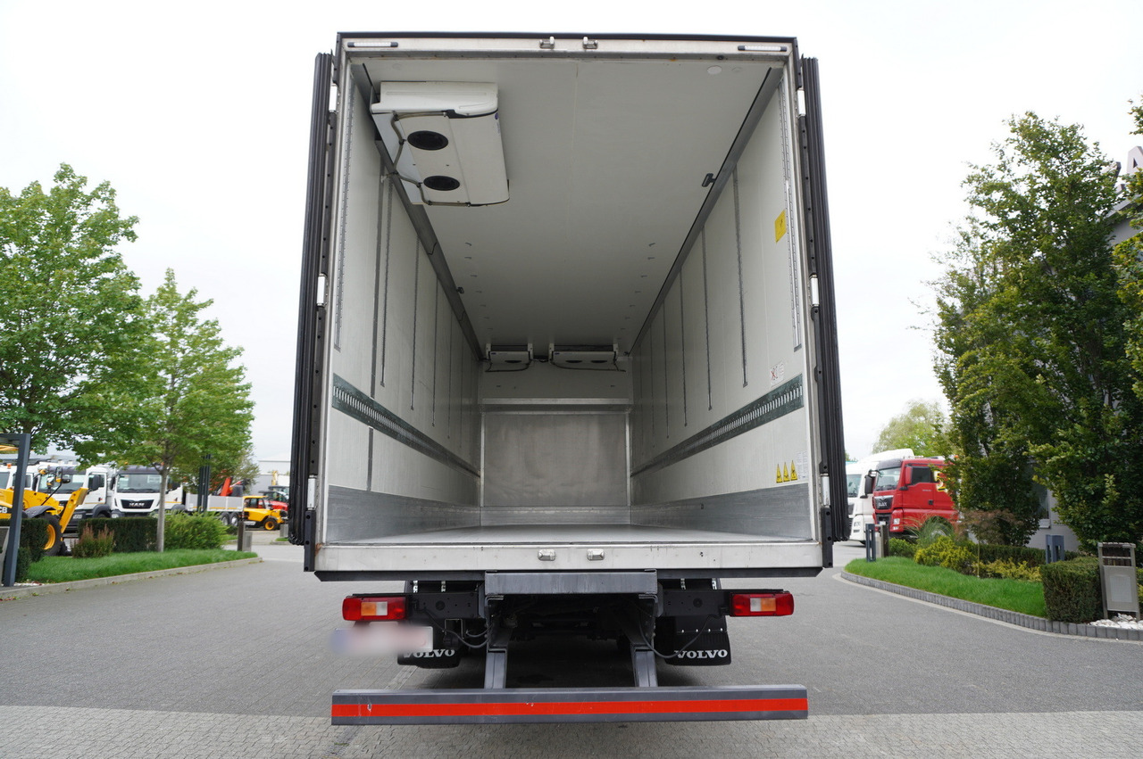 VOLVO FH 460 / Krone refrigerator 23 EPAL! / Carrier Supra 1250 MT Silent / Multitemperature / Steered axle - Refrigerator truck: picture 4 VOLVO FH 460 / Krone refrigerator 23 EPAL! / Carrier Supra 1250 MT Silent / Multitemperature / Steered axle - Refrigerator truck: picture 4