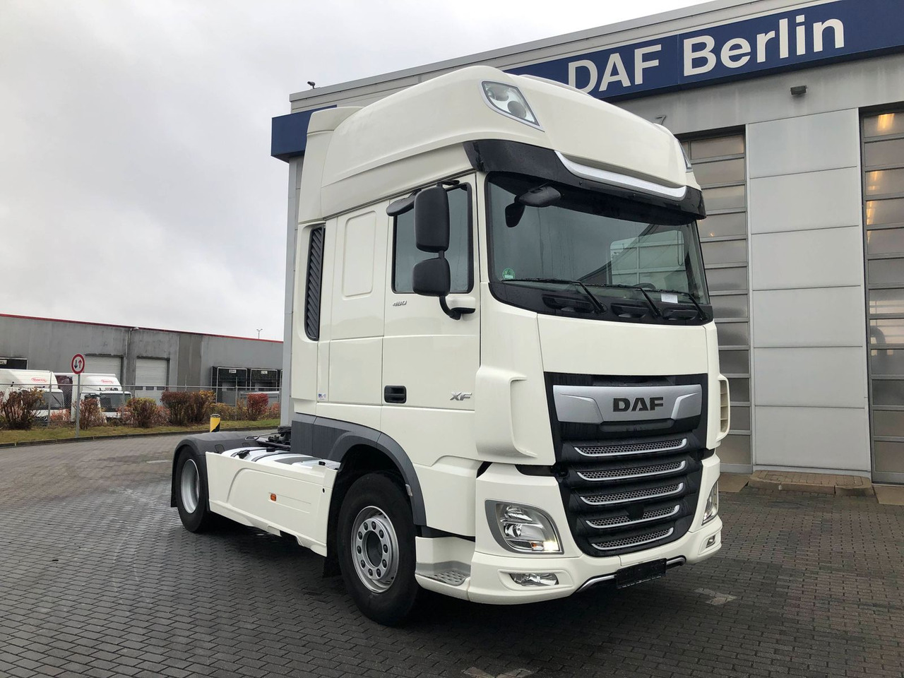 DAF XF 480 FT SSC, TraXon, ZF Intarder, Standklima - Tractor unit: picture 2 DAF XF 480 FT SSC, TraXon, ZF Intarder, Standklima - Tractor unit: picture 2