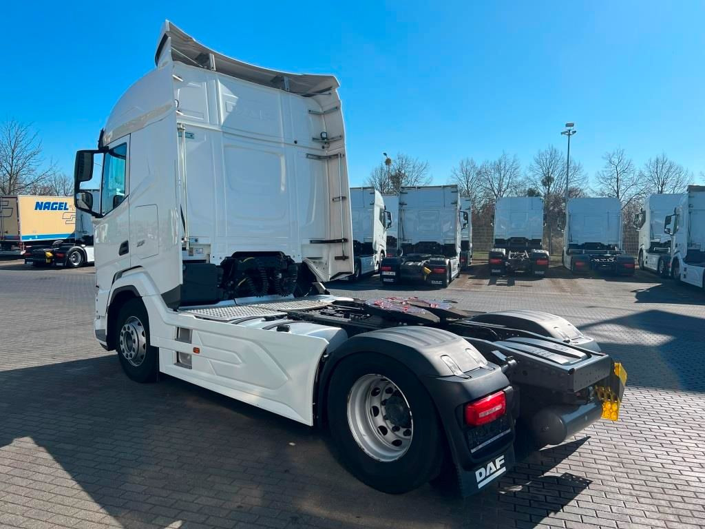 DAF XFn 480 FT Intarder 2xTank 1.105 L Vollspoiler - Tractor unit: picture 3 DAF XFn 480 FT Intarder 2xTank 1.105 L Vollspoiler - Tractor unit: picture 3