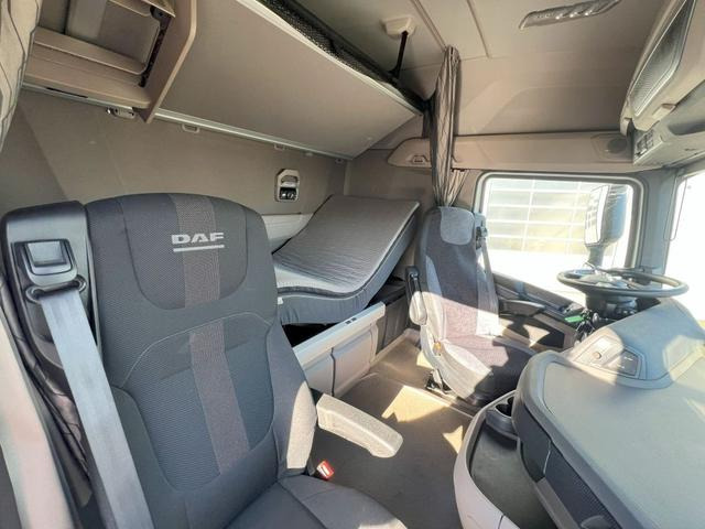 DAF XG 480 FT TraXon Intarder 2xTank Hydraulikanlage - Tractor unit: picture 4 DAF XG 480 FT TraXon Intarder 2xTank Hydraulikanlage - Tractor unit: picture 4