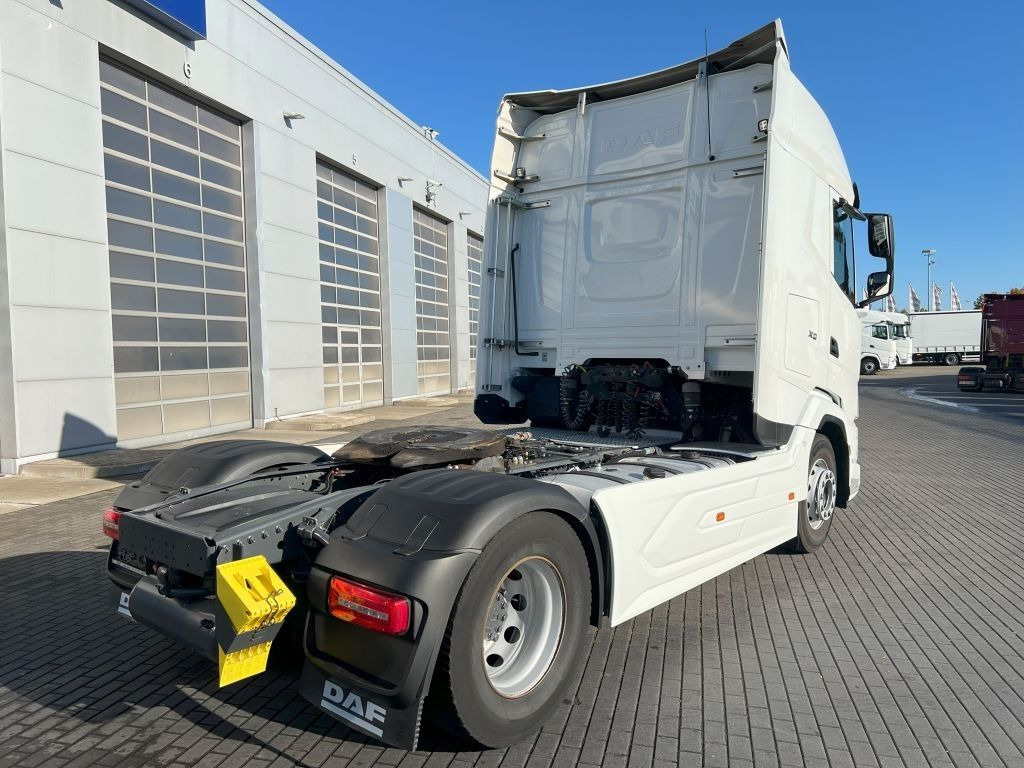 DAF XG 480 FT TraXon Intarder 2xTank Hydraulikanlage - Tractor unit: picture 4 DAF XG 480 FT TraXon Intarder 2xTank Hydraulikanlage - Tractor unit: picture 4