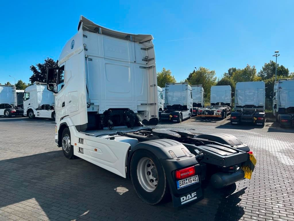 DAF XG 480 FT TraXon ZF-Intarder 2x Tank 1.195 Liter - Tractor unit: picture 3 DAF XG 480 FT TraXon ZF-Intarder 2x Tank 1.195 Liter - Tractor unit: picture 3