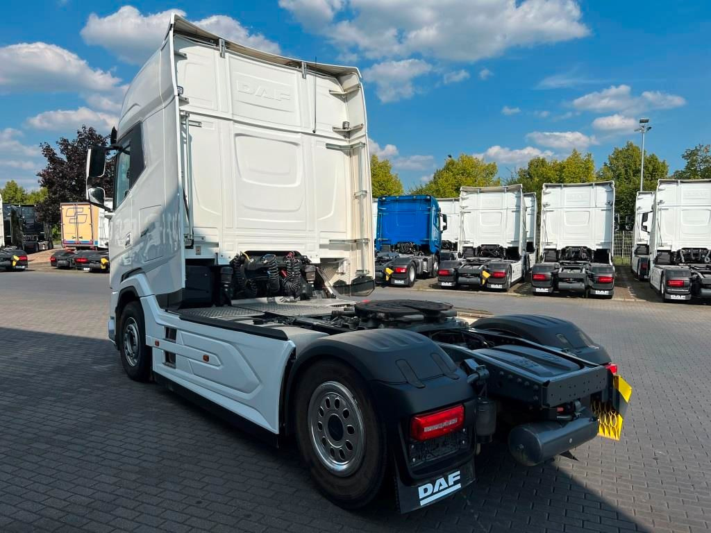 DAF XG+ 530 FT Hydraulik Standklima Retarder 65 tkm - Tractor unit: picture 3 DAF XG+ 530 FT Hydraulik Standklima Retarder 65 tkm - Tractor unit: picture 3