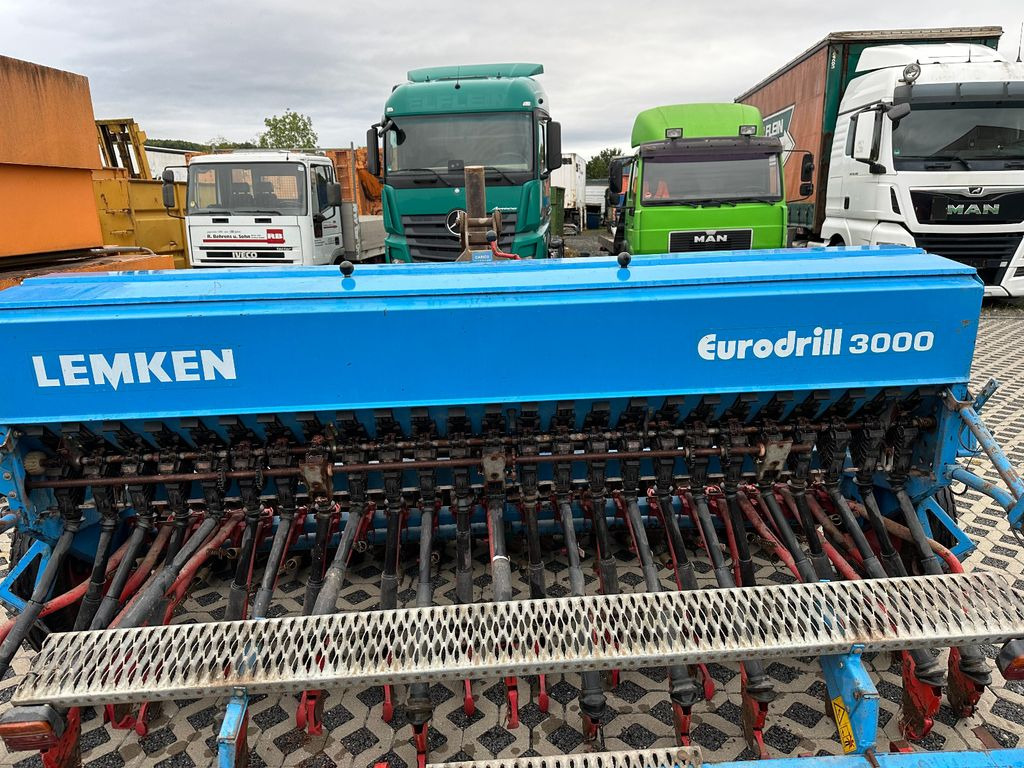 Lemken EURO 300/25 Eurodrill 3000 Güttler-breviglieri - Combine seed drill: picture 3 Lemken EURO 300/25 Eurodrill 3000 Güttler-breviglieri - Combine seed drill: picture 3