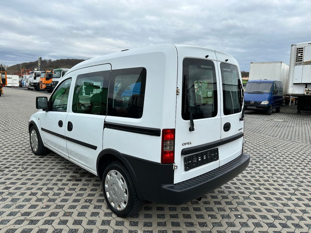 Opel Combo 1.4 TWINPORT ECOTEC Arizona - Passenger van: picture 2 Opel Combo 1.4 TWINPORT ECOTEC Arizona - Passenger van: picture 2