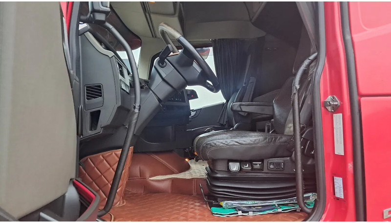 Volvo FH 500 Globetrotter Euro 5 - Tractor unit: picture 2 Volvo FH 500 Globetrotter Euro 5 - Tractor unit: picture 2