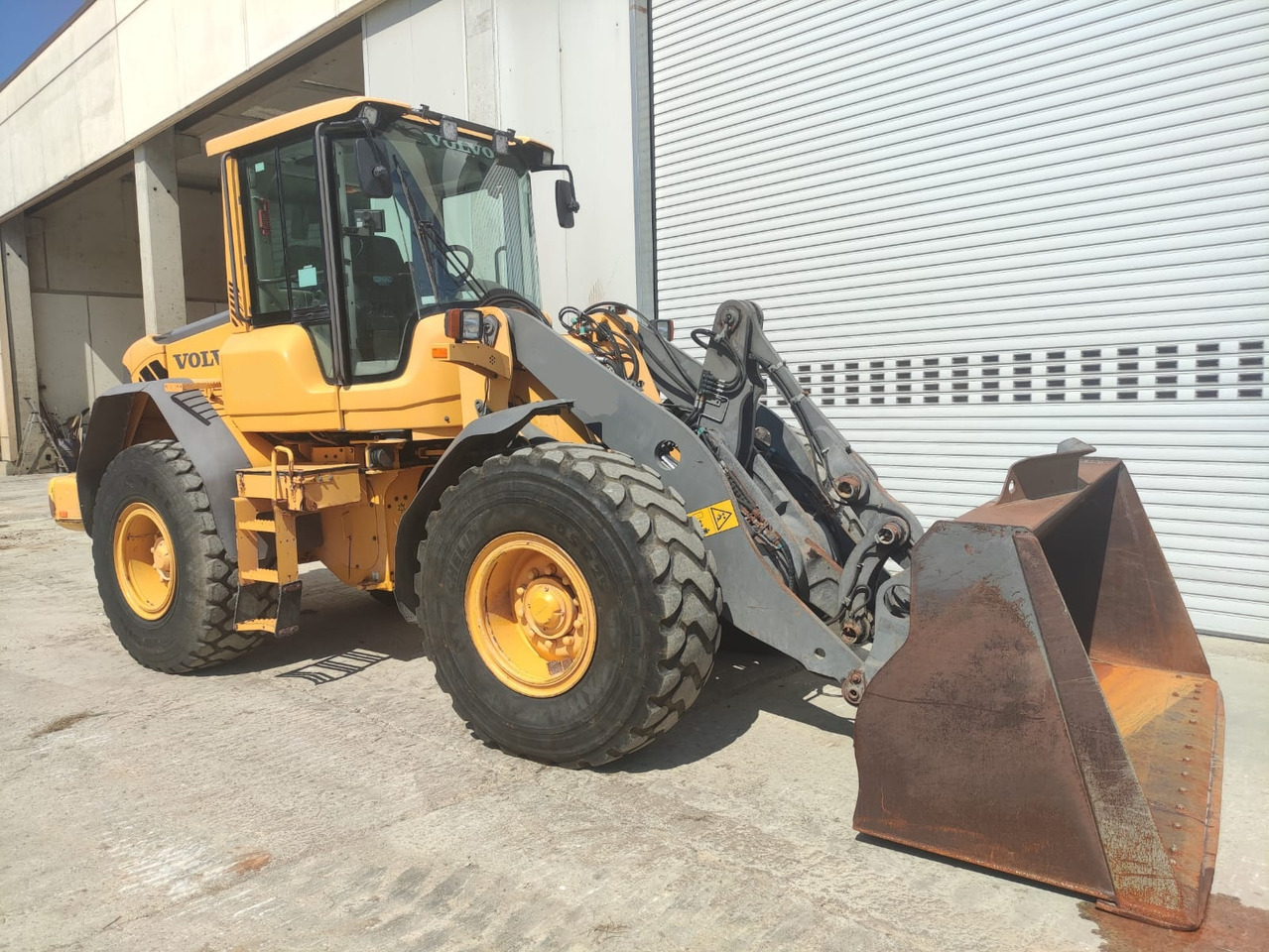 VOLVO L60F - Wheel loader: picture 3 VOLVO L60F - Wheel loader: picture 3