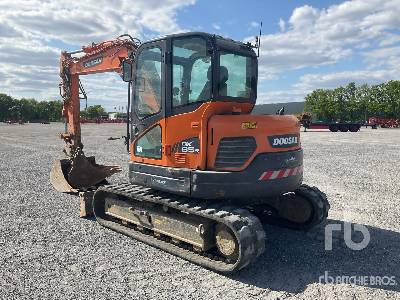 DOOSAN DX85R-3 - Crawler excavator: picture 2 DOOSAN DX85R-3 - Crawler excavator: picture 2