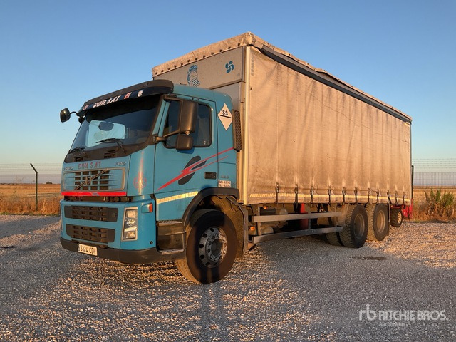 2003 Volvo FM12 62 DT 6x2 Curtain Side Truck - Flail mower/ Mulcher: picture 2 2003 Volvo FM12 62 DT 6x2 Curtain Side Truck - Flail mower/ Mulcher: picture 2
