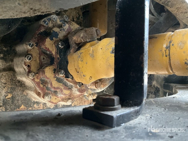 2004 Komatsu WA480-5 Wheel Loader - Wheel loader: picture 3 2004 Komatsu WA480-5 Wheel Loader - Wheel loader: picture 3