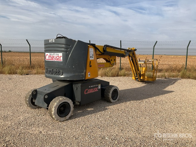 2006 Haulotte HA15IP 2WD Electric Articulating Boom Lift - Articulated boom: picture 4 2006 Haulotte HA15IP 2WD Electric Articulating Boom Lift - Articulated boom: picture 4