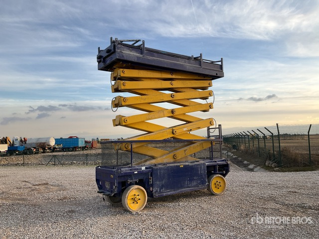 2007 JLG 180-12 Electric Scissor Lift - Scissor lift: picture 1 2007 JLG 180-12 Electric Scissor Lift - Scissor lift: picture 1