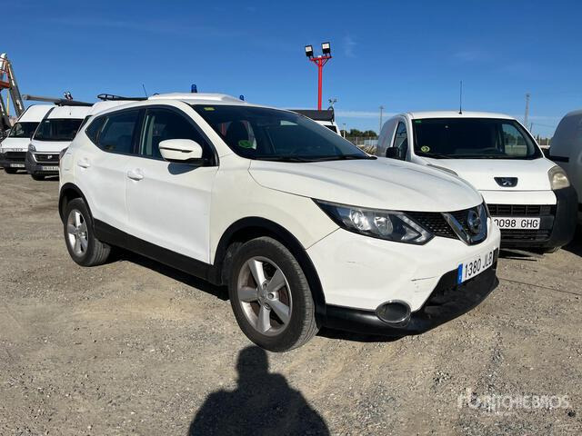 2015 Nissan Qashqai 4WD SUV - SUV: picture 2 2015 Nissan Qashqai 4WD SUV - SUV: picture 2