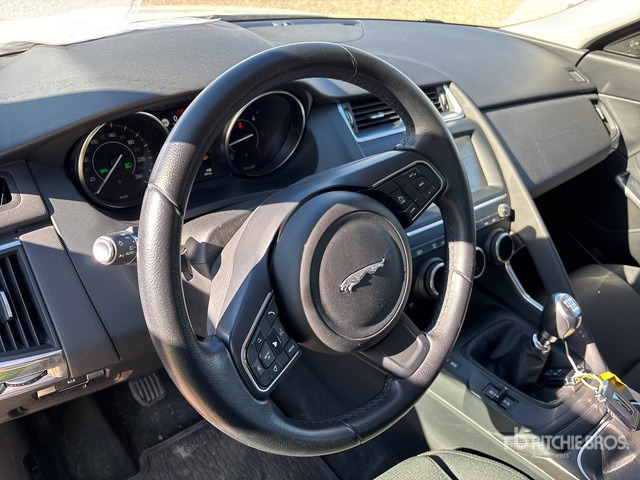 2019 Jaguar E Pace SUV - SUV: picture 5 2019 Jaguar E Pace SUV - SUV: picture 5