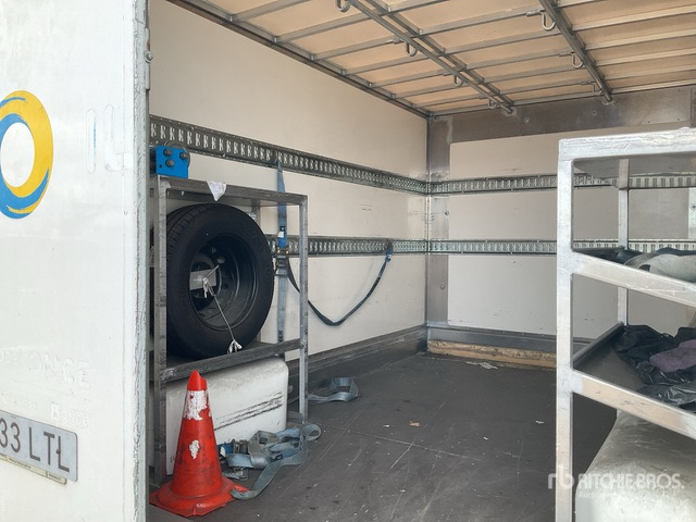 2021 Renault Master 4x2 Van Truck - Box truck: picture 4 2021 Renault Master 4x2 Van Truck - Box truck: picture 4