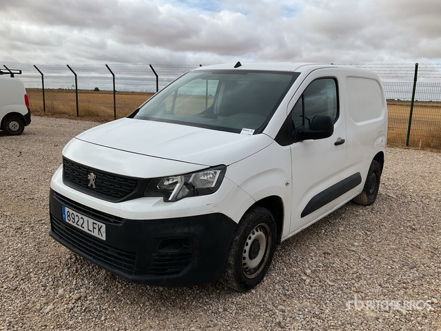 2019 Peugeot Partner Cargo Van - Commercial vehicle: picture 1 2019 Peugeot Partner Cargo Van - Commercial vehicle: picture 1