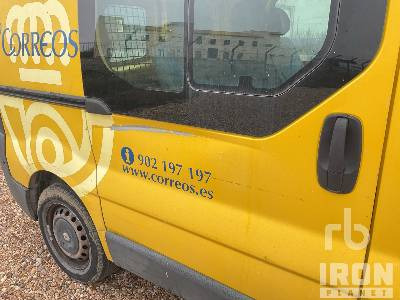 Car RENAULT TRAFIC 6: picture 10