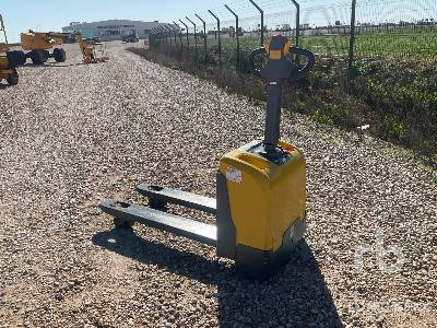 YALE MPC14 - Pallet truck: picture 2 YALE MPC14 - Pallet truck: picture 2