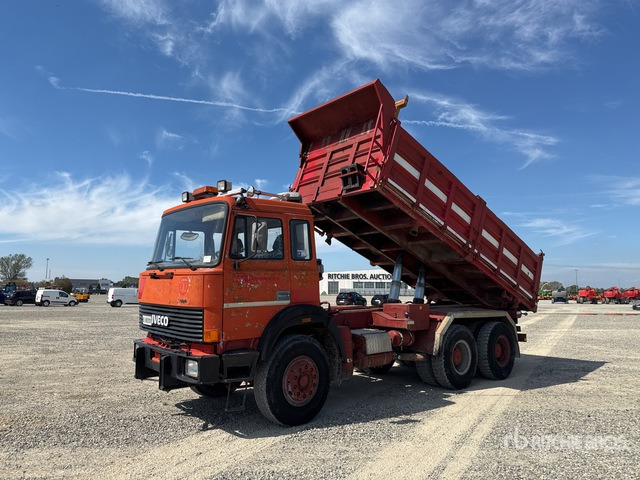 1988 Iveco 330-30 6x4 T/A Dump Truck - Tipper: picture 2 1988 Iveco 330-30 6x4 T/A Dump Truck - Tipper: picture 2