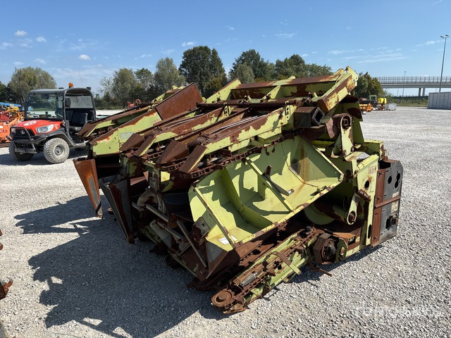 1996 Dominoni SL937 Testata per trincia - Forage harvester attachment: picture 2 1996 Dominoni SL937 Testata per trincia - Forage harvester attachment: picture 2