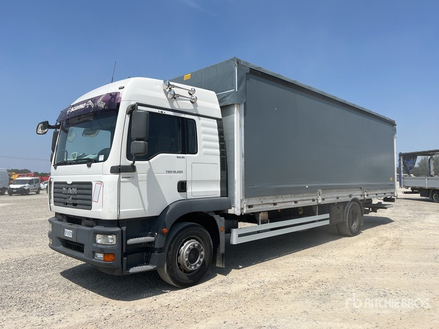 2008 MAN TGM18.280 4x2 Curtain Side Truck - Flail mower/ Mulcher: picture 3 2008 MAN TGM18.280 4x2 Curtain Side Truck - Flail mower/ Mulcher: picture 3