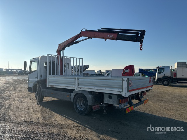 2009 Mercedes-Benz MB 818 K 2009 Fassi F65A.23 2710 kg on 4x2 Flatbed Truck with Crane - Dropside/ Flatbed truck, Crane truck: picture 3 2009 Mercedes-Benz MB 818 K 2009 Fassi F65A.23 2710 kg on 4x2 Flatbed Truck with Crane - Dropside/ Flatbed truck, Crane truck: picture 3