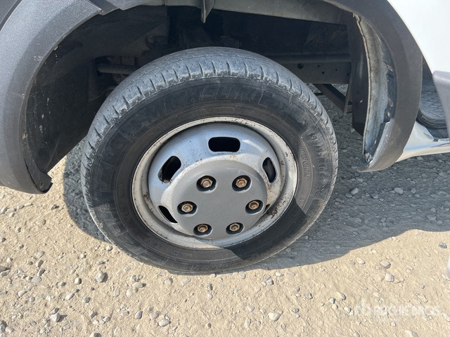 2010 Iveco Daily 35C18 Curtain Side Truck - Flail mower/ Mulcher: picture 5 2010 Iveco Daily 35C18 Curtain Side Truck - Flail mower/ Mulcher: picture 5