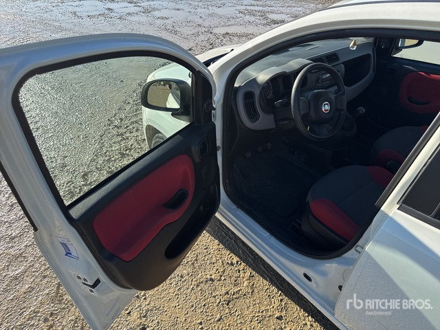 2013 Fiat Panda - Car: picture 5 2013 Fiat Panda - Car: picture 5