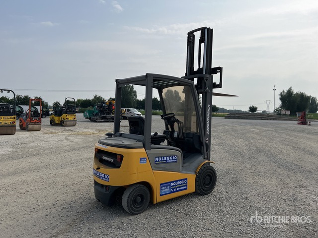 2016 Jungheinrich DFG320 2000 kg Forklift - Forklift: picture 4 2016 Jungheinrich DFG320 2000 kg Forklift - Forklift: picture 4