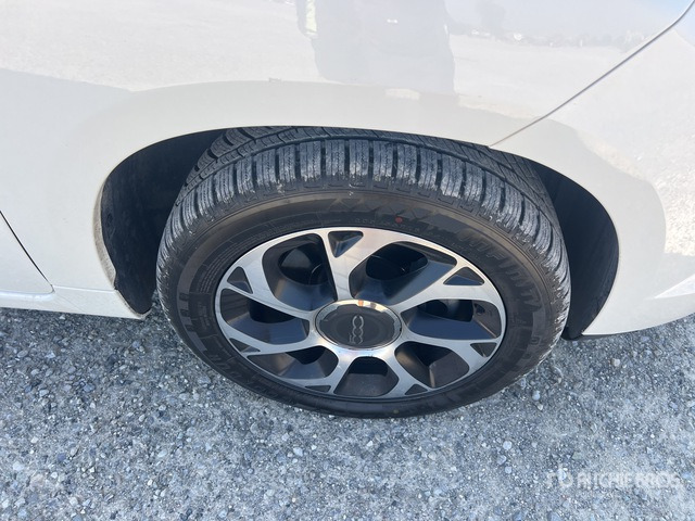 2019 Fiat 500L Automobile - Car: picture 5 2019 Fiat 500L Automobile - Car: picture 5