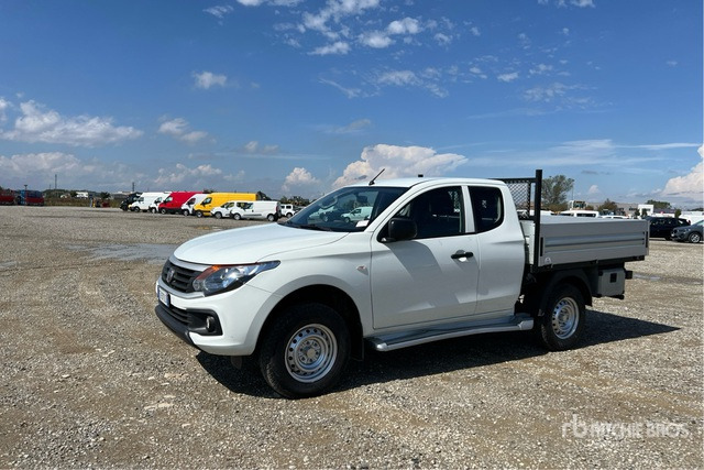 2020 Fiat Fullback 4x4 Extended Cab 2.4 154CV SX 4X4 Flatbed Truck - Open body delivery van: picture 3 2020 Fiat Fullback 4x4 Extended Cab 2.4 154CV SX 4X4 Flatbed Truck - Open body delivery van: picture 3