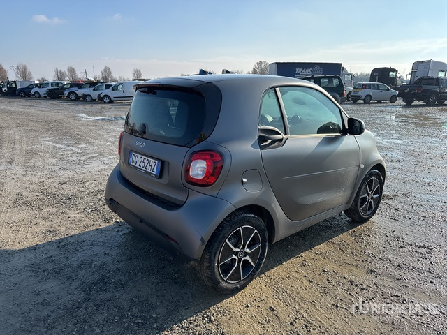 2021 SMART Fortwo COUP EQ 60KW PASSION Automobile - Car: picture 3 2021 SMART Fortwo COUP EQ 60KW PASSION Automobile - Car: picture 3