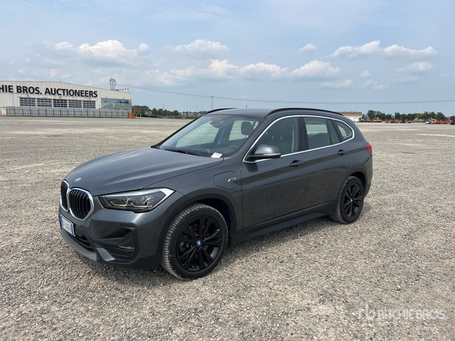 BMW X1 Automobile - Car: picture 2 BMW X1 Automobile - Car: picture 2