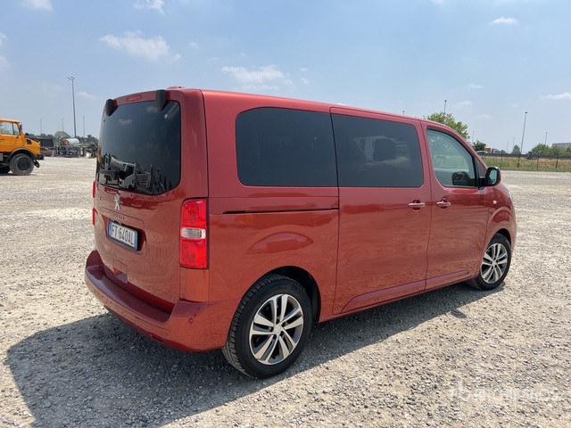 2018 Peugeot Traveller 8-Seat 2.0 BLUEHDI 150CV S&S AL ... Bus - Bus: picture 4 2018 Peugeot Traveller 8-Seat 2.0 BLUEHDI 150CV S&S AL ... Bus - Bus: picture 4