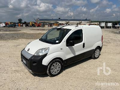 FIAT FIORINO 1.3 MJT 16V 95CV ADVENTURE - Box truck: picture 1 FIAT FIORINO 1.3 MJT 16V 95CV ADVENTURE - Box truck: picture 1