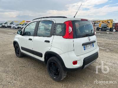 FIAT PANDA 4X4 - Car: picture 2 FIAT PANDA 4X4 - Car: picture 2