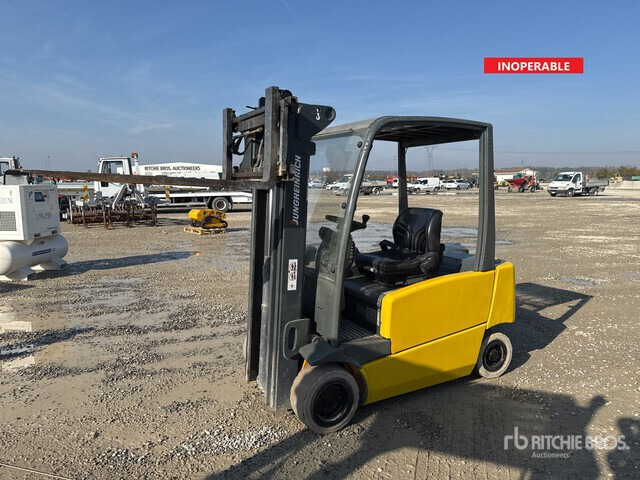 Jungheinrich EFG320 Electric Forklift - Electric forklift: picture 2 Jungheinrich EFG320 Electric Forklift - Electric forklift: picture 2