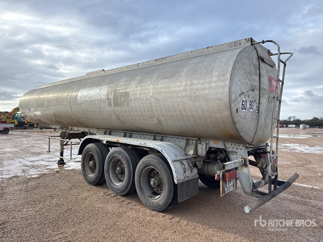 1977 Trailor S383EL Tri/A 32000 L Semi-Remorque Cit ... Asphalt Tank Trailer - Tank semi-trailer: picture 2 1977 Trailor S383EL Tri/A 32000 L Semi-Remorque Cit ... Asphalt Tank Trailer - Tank semi-trailer: picture 2