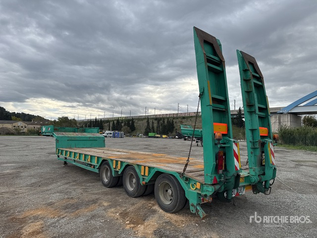 1999 TR AX Tri/A Semi-Remorque Porte-Engin Lowboy Trailer - Low loader semi-trailer: picture 4 1999 TR AX Tri/A Semi-Remorque Porte-Engin Lowboy Trailer - Low loader semi-trailer: picture 4