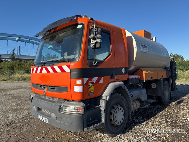 2005 Renault Prenium lander 320 dci 2005 Acmar on 4x2 Repandeuse A ... Asphalt Distributor Truck - Asphalt distributor: picture 2 2005 Renault Prenium lander 320 dci 2005 Acmar on 4x2 Repandeuse A ... Asphalt Distributor Truck - Asphalt distributor: picture 2