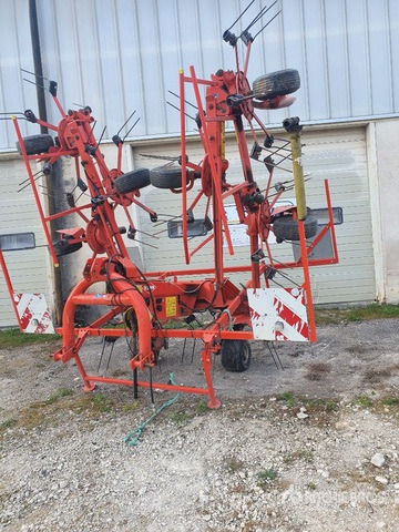 2008 Kuhn GF8501MH 8.50 m 3-Point 8 Rotor Faneuse Hay Tedder - Flail mower/ Mulcher: picture 2 2008 Kuhn GF8501MH 8.50 m 3-Point 8 Rotor Faneuse Hay Tedder - Flail mower/ Mulcher: picture 2