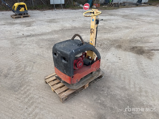 2009 Dynapac LG400 Vibratory Plate Compactor - Vibratory plate: picture 1 2009 Dynapac LG400 Vibratory Plate Compactor - Vibratory plate: picture 1