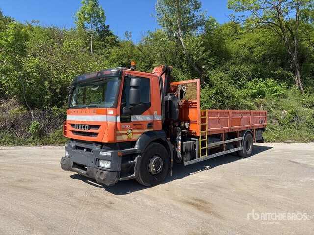 2009 Iveco Stralis 310 2009 Fassi F130A21 on 4x2 Camio ... Flatbed Truck with Crane - Flail mower/ Mulcher: picture 1 2009 Iveco Stralis 310 2009 Fassi F130A21 on 4x2 Camio ... Flatbed Truck with Crane - Flail mower/ Mulcher: picture 1
